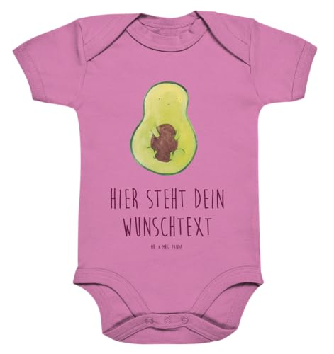 Mr. & Mrs. Panda 1. - 3. Monat Personalisierter Baby Body Avocado Kern - Personalisierte Geschenke, Avokado, Vegan, Personalisierte Babykleidung, von Mr. & Mrs. Panda