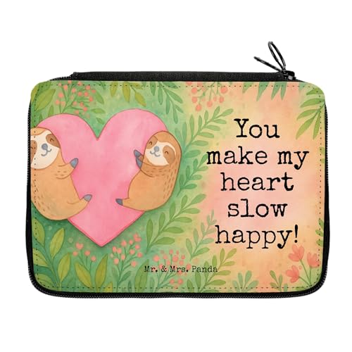 Mr. & Mrs. Panda Federmappe Faultiere Herz Design - Geschenk, Federmappe Einschulung, Partner, Freund, Heiratsantrag, Jahrestag, Büro Stifte Etui, Mr. & Mrs. Panda Federmappe Faultiere Herz Design - Geschenk, Federmappe Einschulung, Partner, Freund, Heiratsantrag, Jahrestag, Büro Stifte Etui, von Mr. & Mrs. Panda