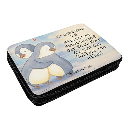 Mr. & Mrs. Panda Federmappe Pinguine Kuscheln Design - Geschenk, Verlobung, Jahrestag, Schule, Federmäppchen, für Männer, Freundin, Geschenk für Mr. & Mrs. Panda Federmappe Pinguine Kuscheln Design - Geschenk, Verlobung, Jahrestag, Schule, Federmäppchen, für Männer, Freundin, Geschenk für von Mr. & Mrs. Panda