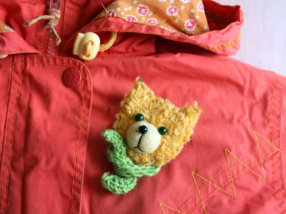 Welpe Brosche, 2, 4", Kinderschmuck, Hundenadel, Gelb, Grün, Rot Welpe Brosche, 2, 4", Kinderschmuck, Hundenadel, Gelb, Grün, Rot von MrBearFamily
