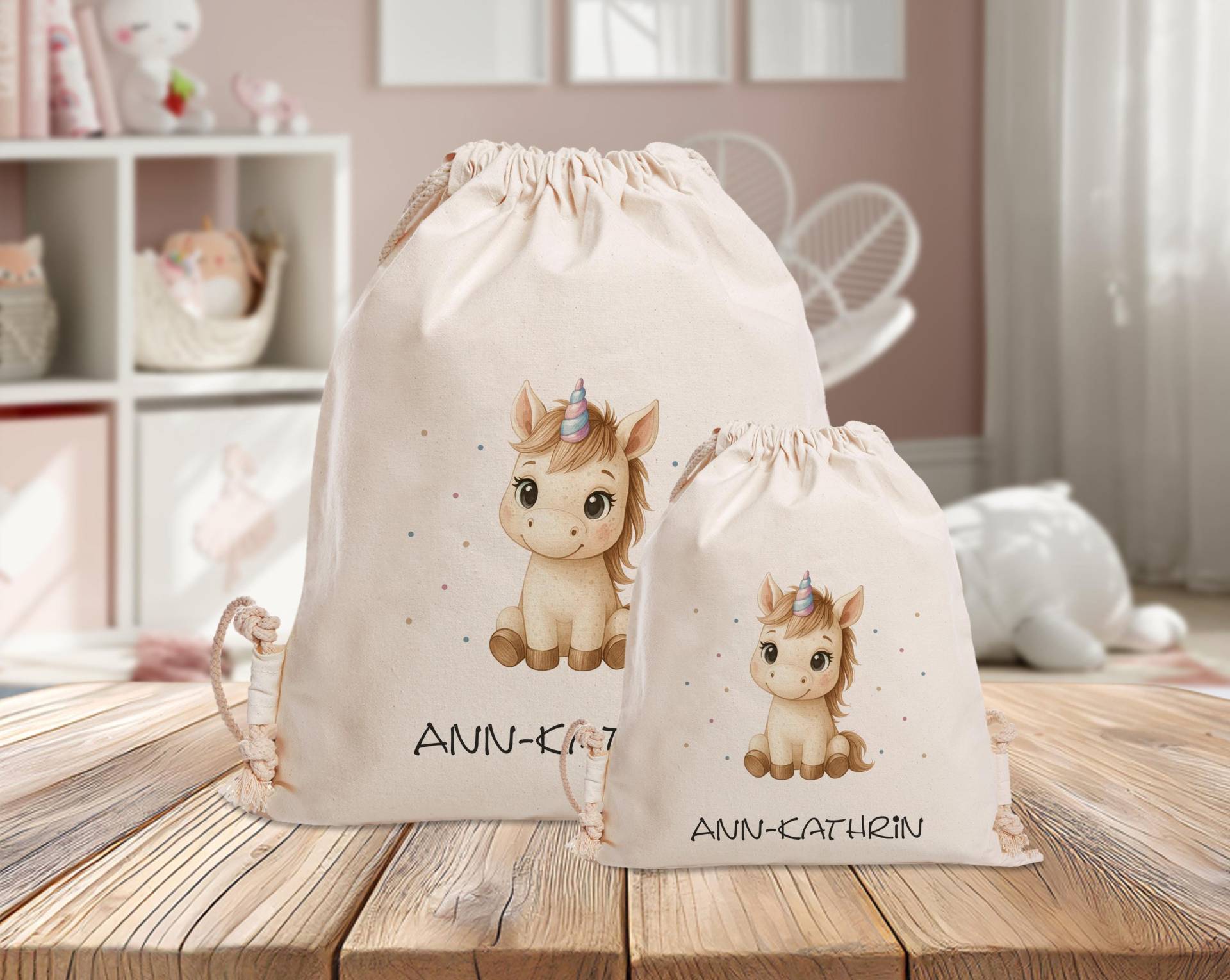 Personalisierter Turnbeutel - Einhorn Beige Kindergarten Schule Mit Name Sporttasche Rucksack Wechselkleidung -Groß -Klein von MrMrsPresentDE