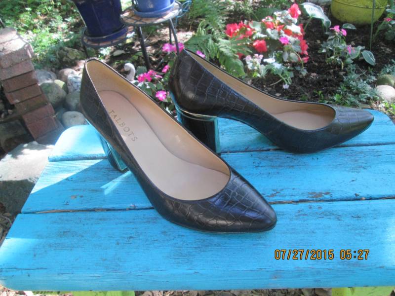 Talbots Aus Leder Und Goldfarbenem Blockabsatz. Braunes Gold Absatz. Vintage Ungetragen von MrsHummelsBasement