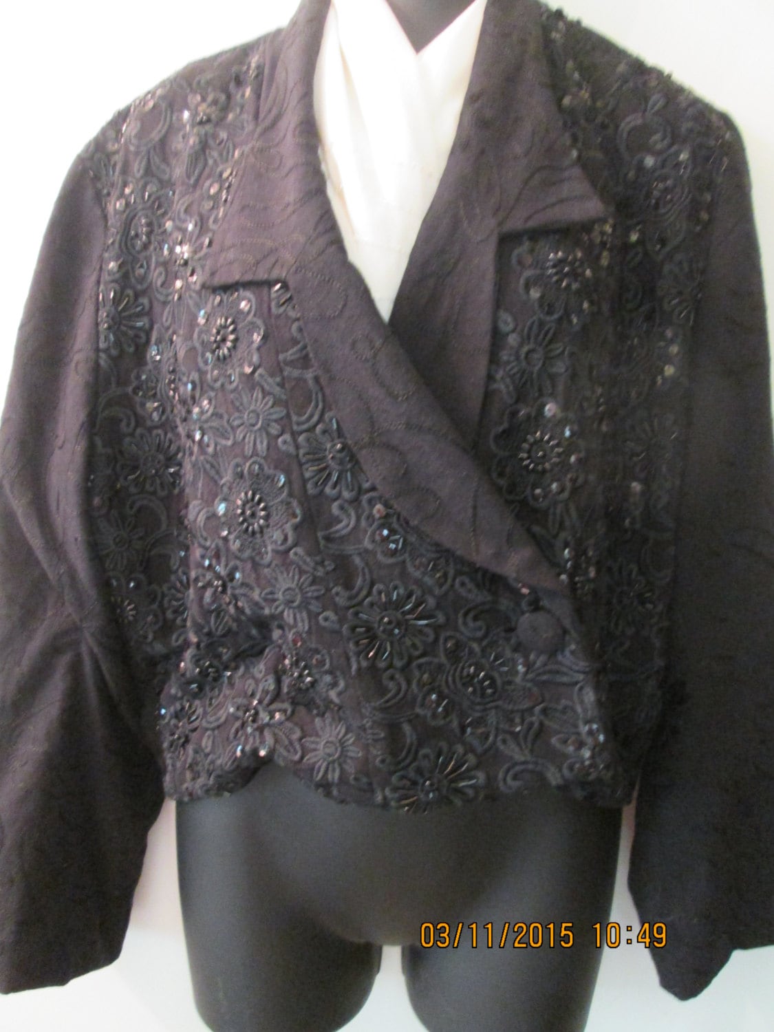 Vintage Abendjacke Handgenäht Und Perlengestickt in Shanghai, China.exquisite Verarbeitung. Größe M von MrsHummelsBasement