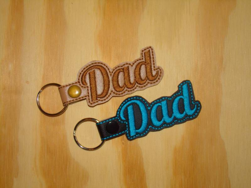 Papa Bestickte Vinyl Schlüsselanhänger. Perfekt Für Papa, Vater Neuer Vatertag, Geburtstag, Weihnachten, Einfach So von MrsJoeSews