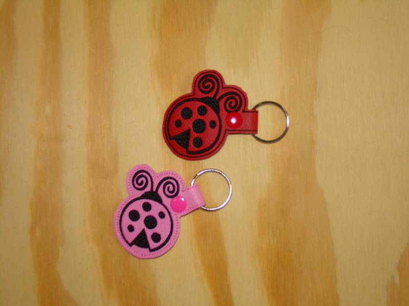 Schöne, Glückspilze Marienkäfer Schlüsselanhänger/Schlüsselanhänger Besticktes Vinyl Perfekt Für Geschenke Sich Selbst von MrsJoeSews