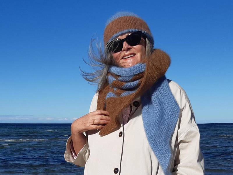 Handgestricktes Mohair Seidentuch Mit Mütze Braun Hellblau Damen Set Groß Weich von MrsLisbeth