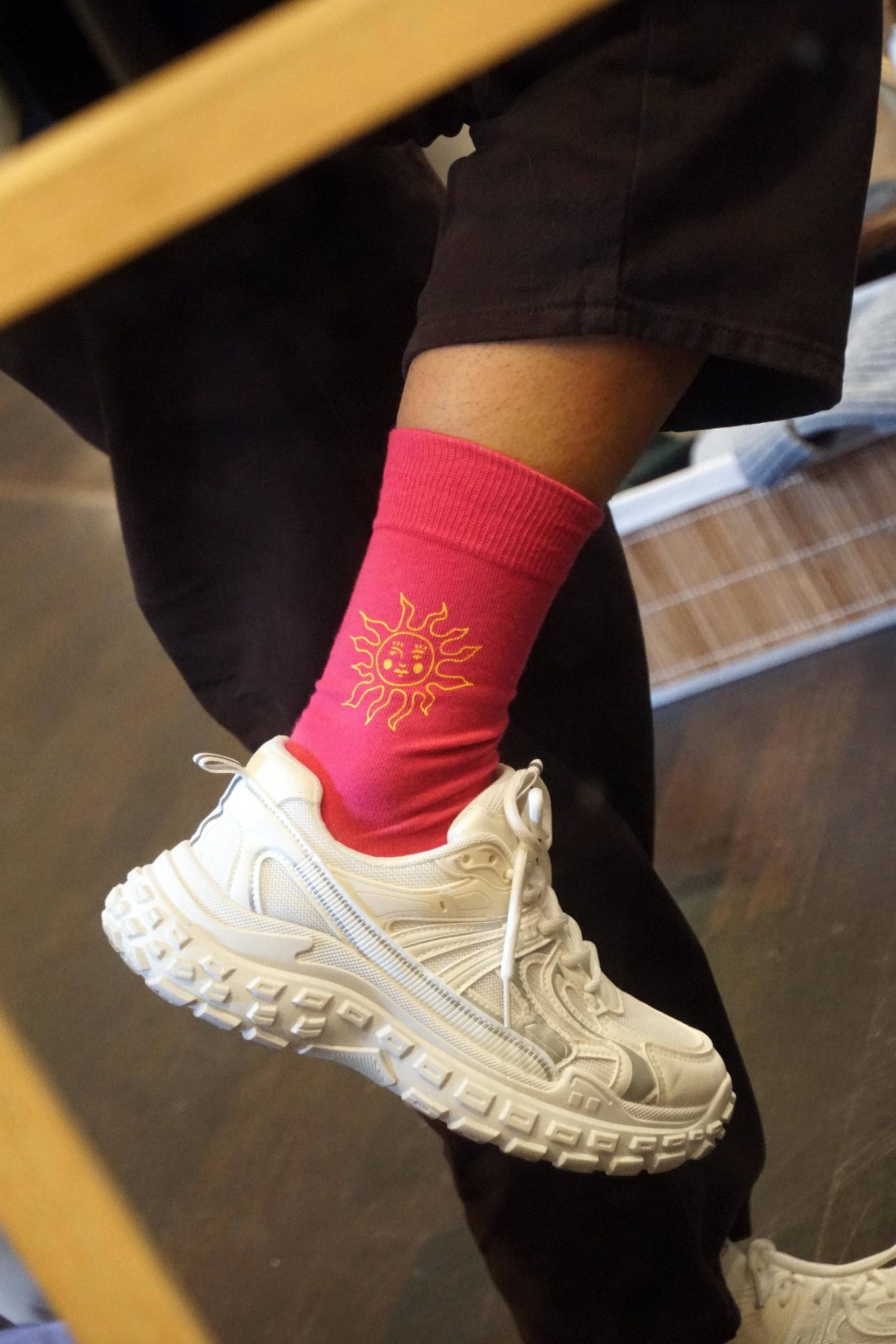 Sonne-Mond Socken - Handbedruckt Unisex Geschenkidee Mrs Soleil Handprint von MrsSoleilMrsLune