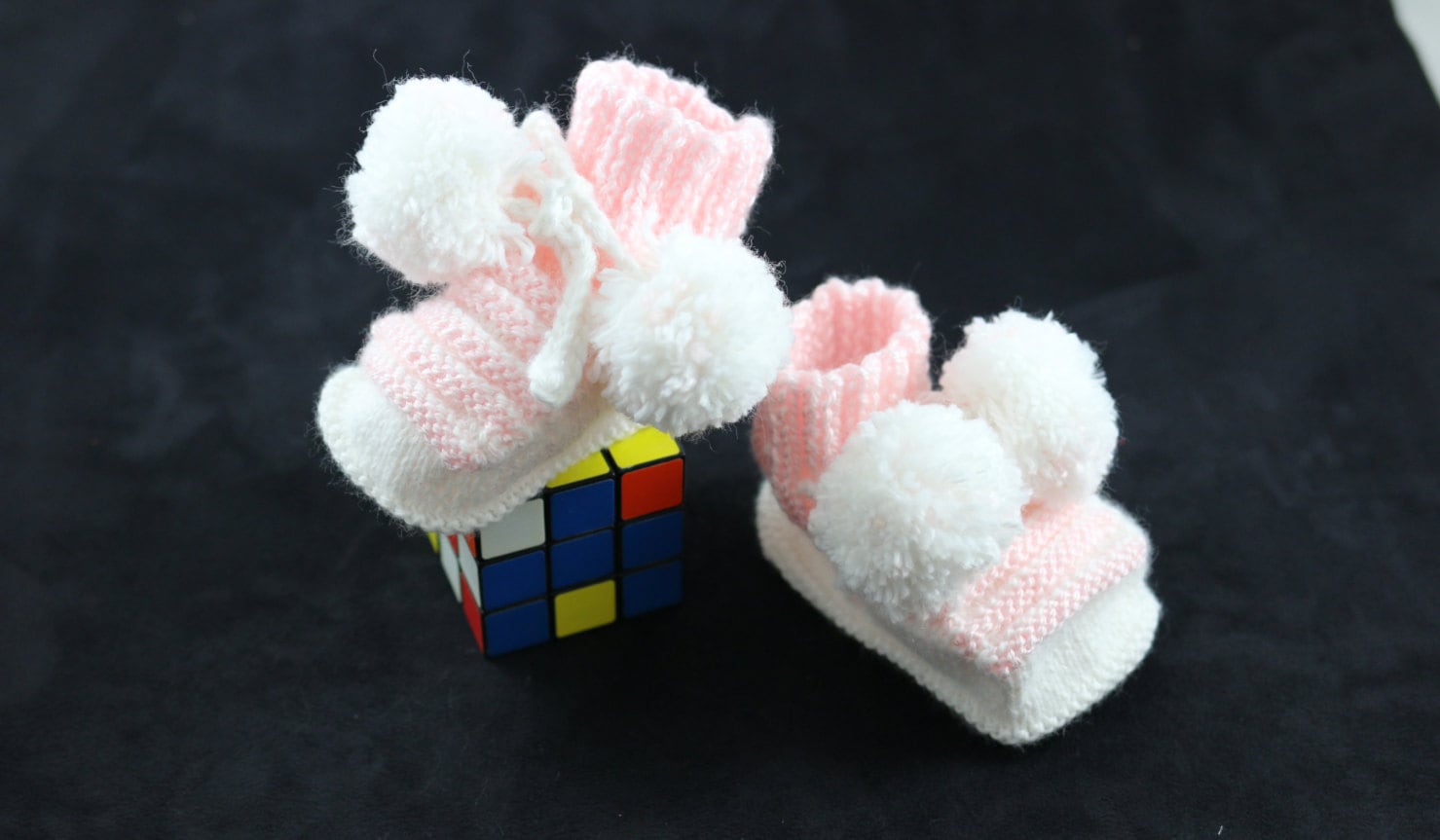 Gestrickte Baby Booties , Hausschuhe, Unisex, Mädchen Taufe, Hochzeit, Weihnachten, Party Sofort Versandfertig, Strickartikel Gestrickte Baby Booties , Hausschuhe, Unisex, Mädchen Taufe, Hochzeit, Weihnachten, Party Sofort Versandfertig, Strickartikel von Mrsbshopetsy