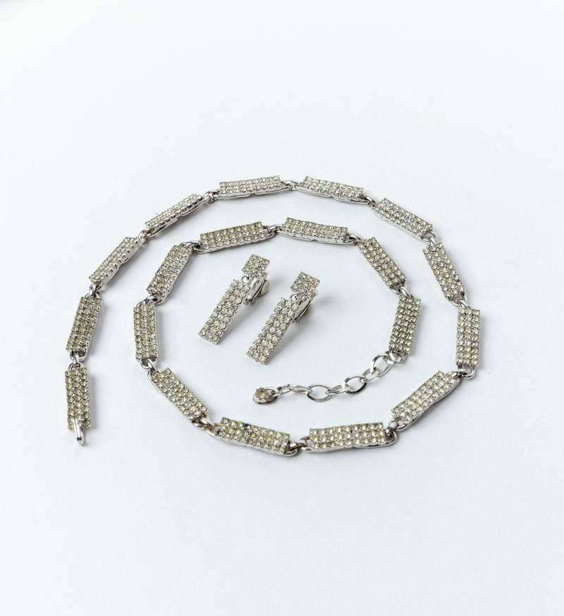 Seltene Vintage 1970Er Jahre Designer Pauline Trigiere Klar Strass Kette Und Ohrring Set Rechteckig Modeschmuck Mid Century von MsMalenasVintage