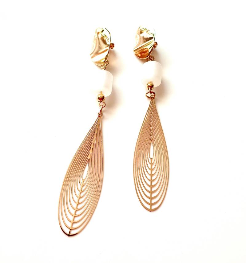 18K Vergoldete Ohrclips Mit Polaris Walzen Und Filigranen Messing Anhängern Ohrschmuck Frauenschmuck Hochzeitschmuck Brautschmuck 18K Vergoldete Ohrclips Mit Polaris Walzen Und Filigranen Messing Anhängern Ohrschmuck Frauenschmuck Hochzeitschmuck Brautschmuck von MsSchmuck