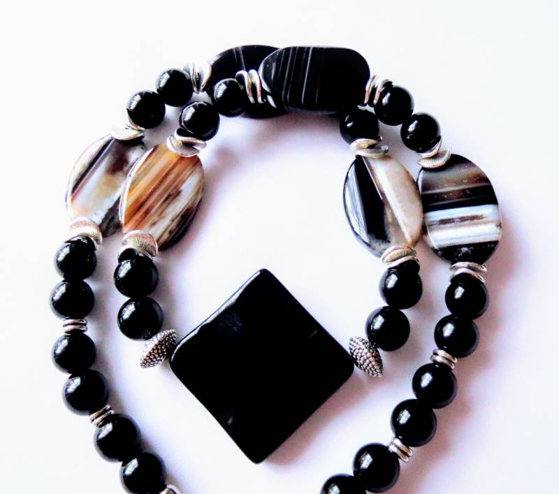 Edelsteinkette Mit Streifen-Achat Und Onyx Perlen Halskette Natürlichen Steinkette Unisex Geschenk Perlenkette von MsSchmuck