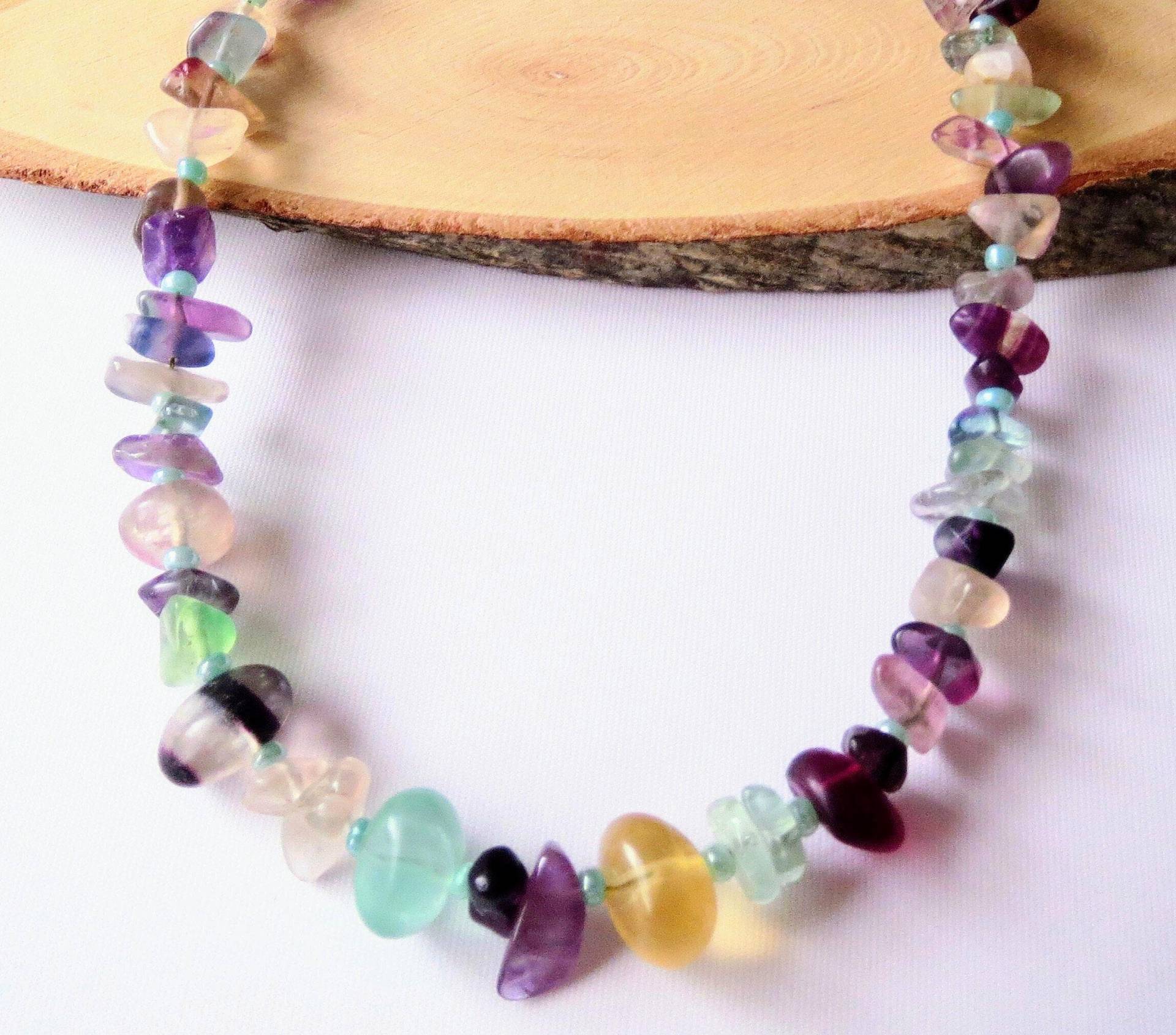 Fluorit Kette Halskette Natürliche Perlen Nuggets Splittern Edelsteinkette Unisex Edelsteinschmuck von MsSchmuck