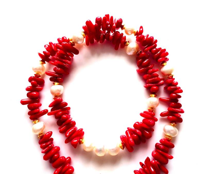 Halskette Mit Korallenästchen Und Süßwasserperlen Naturperlen Edelsteinkette Perlen von MsSchmuck