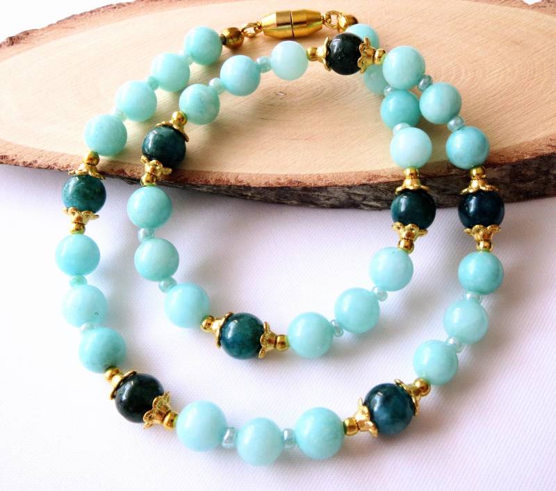 Jade-Chalzedon Kette Collier Natürliche Perlen Halskette Unisex 44 cm Magnetverschluss Schlicht Elegant von MsSchmuck