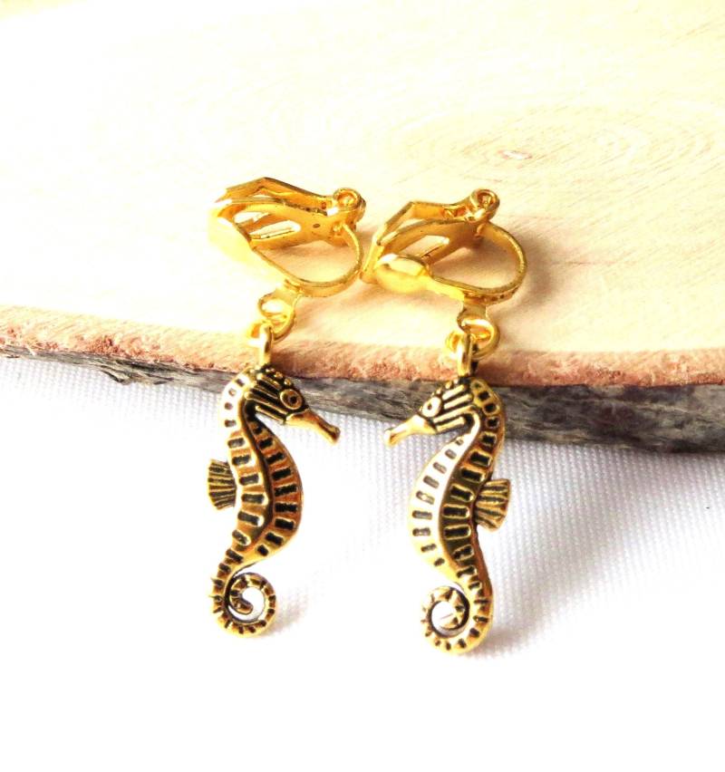 Kinder-Ohrclips "Seepferdchen" Ohrschmuck Clips Antik-Gold Unisex Kinderschmuck Geschenkidee von MsSchmuck
