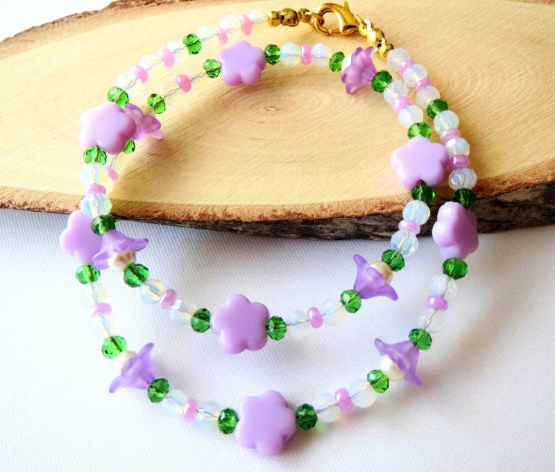 Mädchenkette "Lila Blümchen" Mit Geschliffenen Opalit Perlen Mädchenschmuck Kinderschmuck Kinderkette Geschenkidee Geburtstag Hochzeit von MsSchmuck