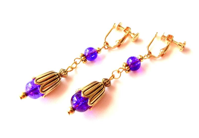 Messing Ohrclips /Ohrhänger Ohne Ohrloch Mit Lila Glasperlen Ohrschmuck Unisex von MsSchmuck