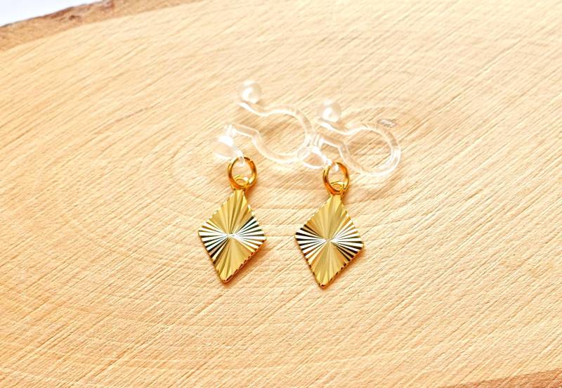 Ohrclips Mit 24 K Vergoldeten Kleinen Rhombus-Anhängern Ohrschmuck Ohne Ohrloch Schmerzfrei Unsichtbar Kinderschmuck von MsSchmuck