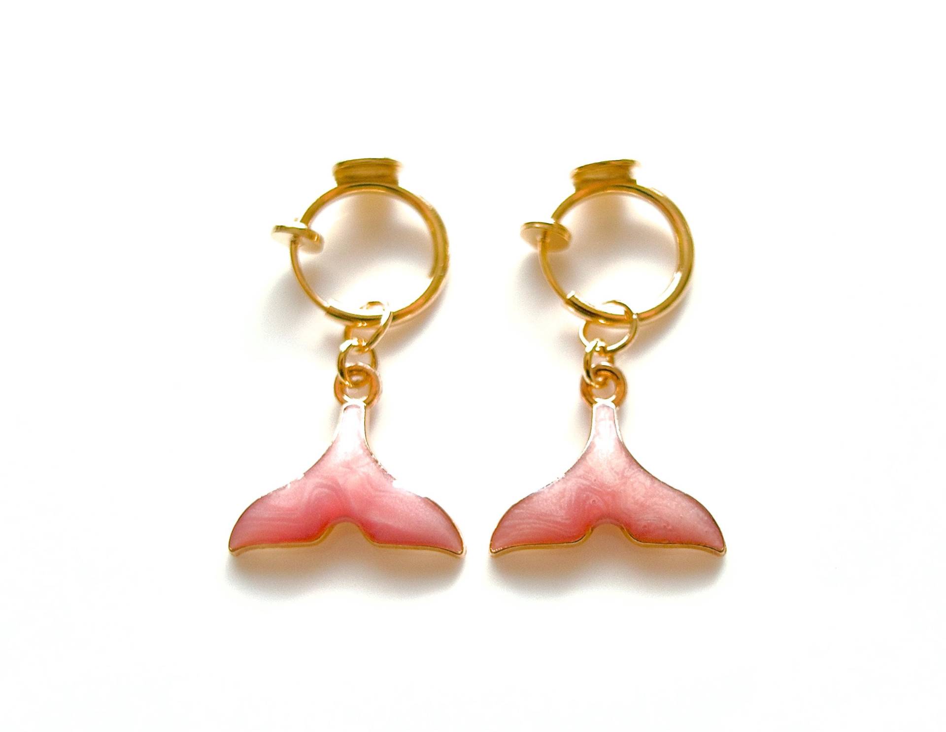 Ohrclips "Wal-Flossen" Ohrschmuck Ohrringe Ohne Ohrloch Unisex Minimalistisch Ohrclips "Wal-Flossen" Ohrschmuck Ohrringe Ohne Ohrloch Unisex Minimalistisch von MsSchmuck