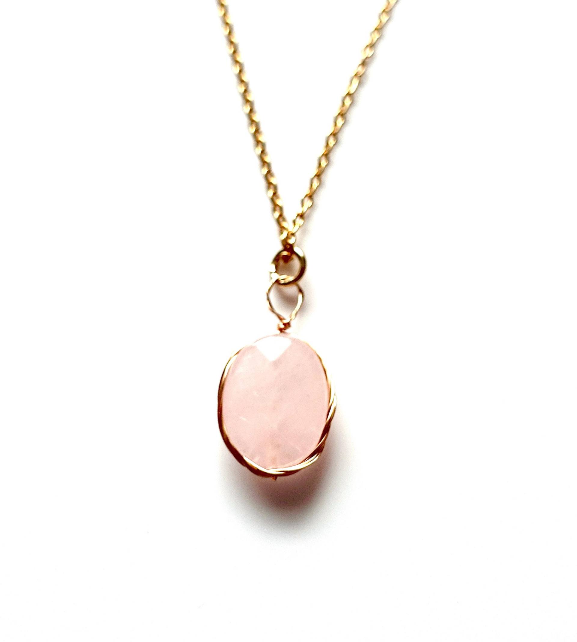 Rosenquarz-Anhänger Mit 18K Vergoldeten Messing-Rand Rosenquarz-Anhänger Mit 18K Vergoldeten Messing-Rand von MsSchmuck