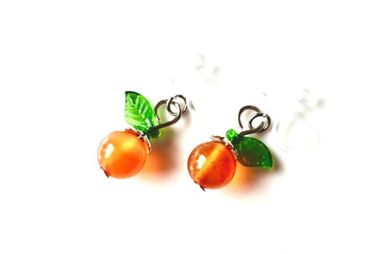 Schmerzfreie Ohrclips Mit Natürlichen Karneol Perlen Früchte Ohrschmuck Ohne Ohrloch Kinderschmuck Geschenkidee von MsSchmuck