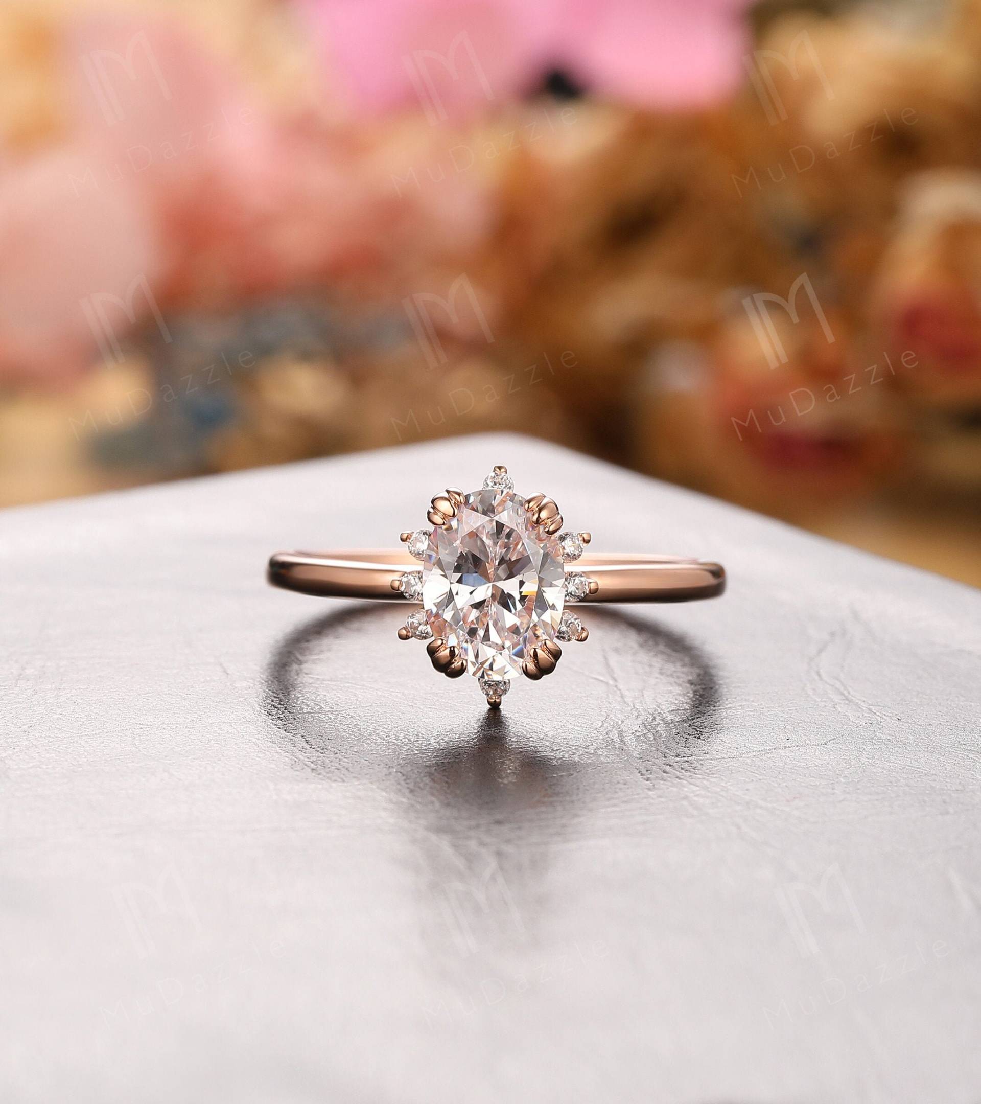 Schmuck// Simulierter Diamant Brautring// Akzent Ring// Geschenk Für Mutter// 1.5Ct Oval Moissanite Verlobungsring 14K/18K Roségold von MuDazzle