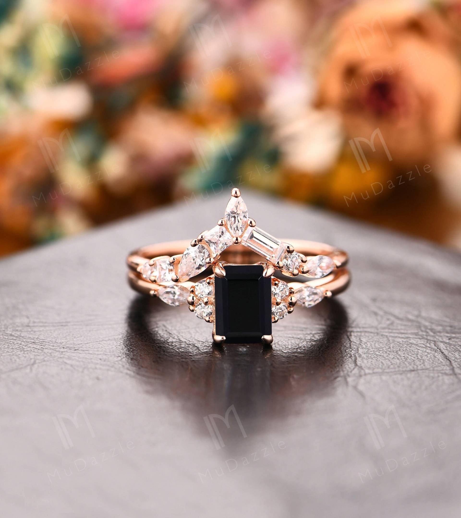 Schwarzer Onyx Ring Set/ 1.0Ct Smaragd Natur Achat Braut Set von MuDazzle