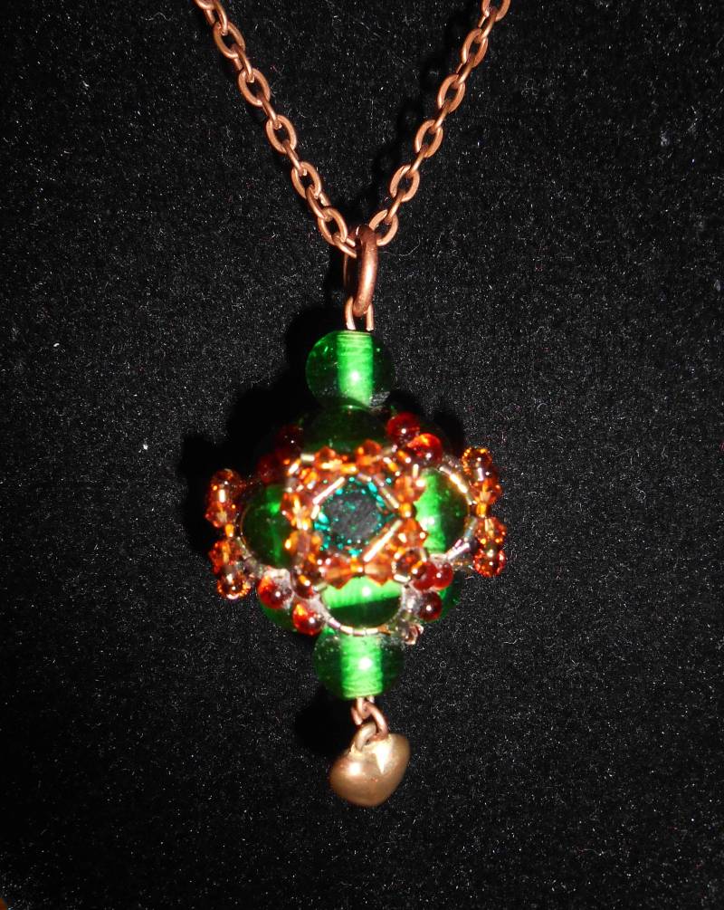Ooak Swarovski Crystal Long Green, Braun Und Kupfer Perlen Laterne Anhänger Ooak Swarovski Crystal Long Green, Braun Und Kupfer Perlen Laterne Anhänger von MuckyMusings