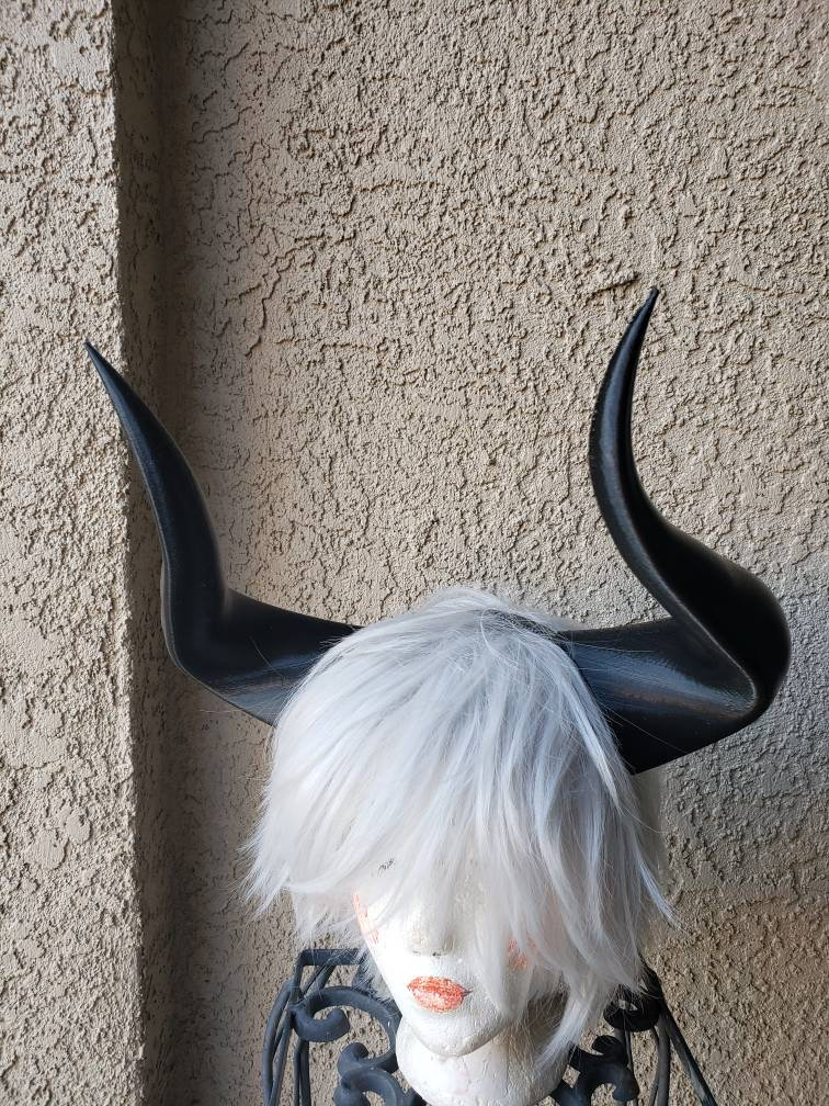 Legend 3D Gedrucktes Stier Hörner Stirnband - Cosplay Comicon Fantasy 30cm von MudandMajesty