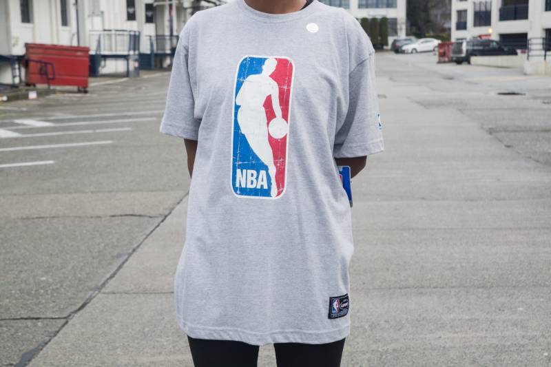 90Er Jahre Offizielle Nba T-Shirt 90Er Jahre Offizielle Nba T-Shirt von MuditaClosetVintage