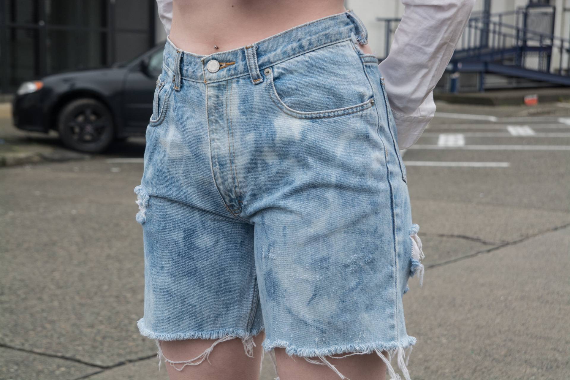 Acid Wash Schnitt Aus Der Acid Wash Schnitt Aus Der von MuditaClosetVintage
