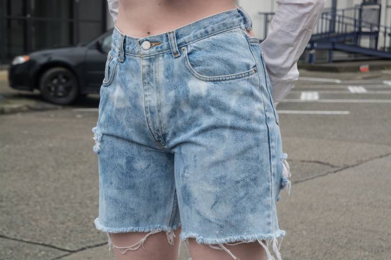 Acid Wash Schnitt Aus Der Acid Wash Schnitt Aus Der von MuditaClosetVintage