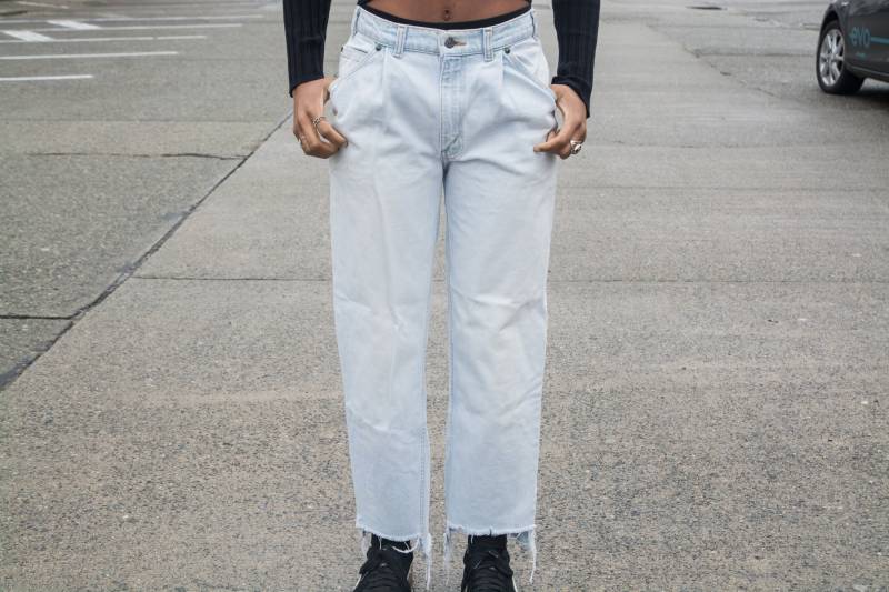 Jahrgang Licht-Wash Cutoff Levis Jahrgang Licht-Wash Cutoff Levis von MuditaClosetVintage