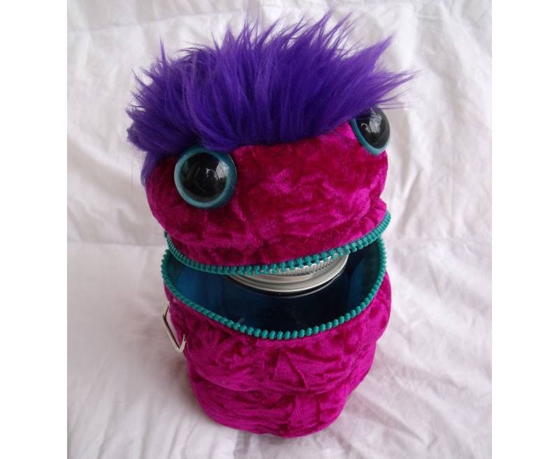 Mini Tasse Monster - Thermos Getränke Snack Getränk Plüschtier Lunchbox Mason Jar Tasche Fuchsia Pink Kunstpelz Samt Lila Haare von MugMonsters