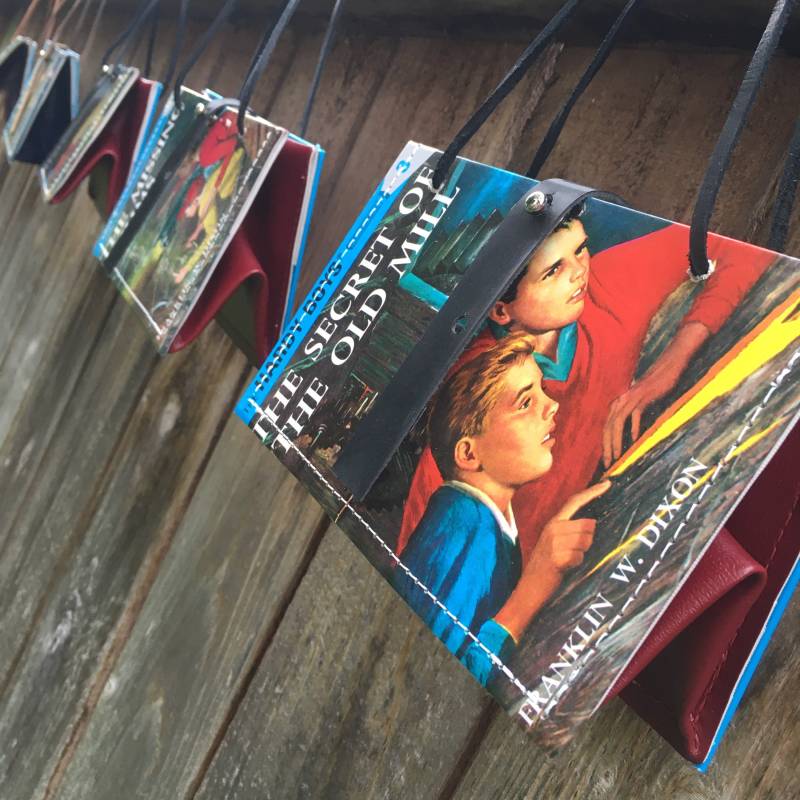 Vintage Hardback Jungen Büchertasche | Wiederverwendet von Mugwump