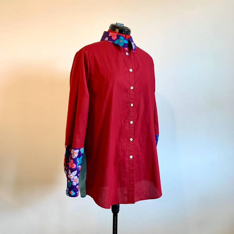 Bluse Oversize Größe M Floral/ Dunkelrot Und Grün von MujeGoods