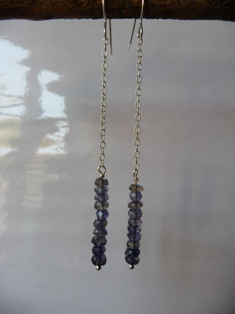 Lange Sterling Silberkette Und Facettierten Iolith Ohrringe Lange Sterling Silberkette Und Facettierten Iolith Ohrringe von MulberryDogJewellery