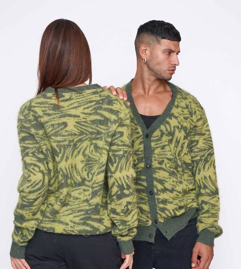 Multiply Apparel - Concrete - Strickjacke in vierblättriges Kleeblatt-Grün von Multiply Apparel