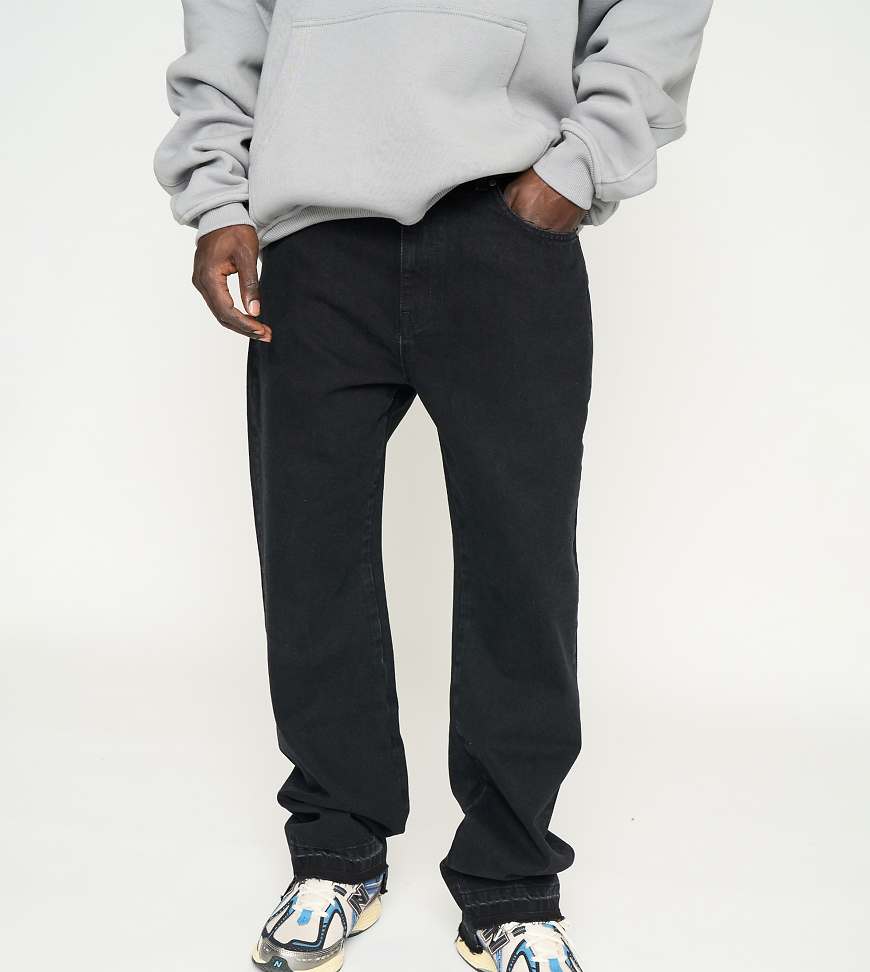 Multiply Apparel - Multiply - Jeans in Schwarz mit Schnitt-Detail von Multiply Apparel
