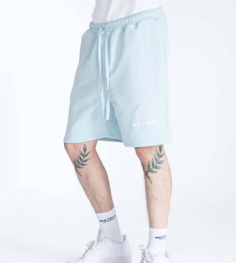 Multiply Apparel - Shorts in Babyblau mit Multiply-Logo von Multiply Apparel