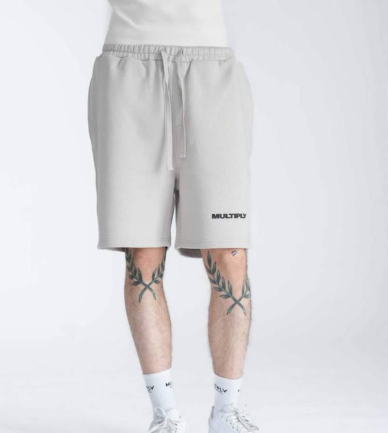 Multiply Apparel - Shorts in Taubengrau mit Multiply-Logo-Neutral von Multiply Apparel