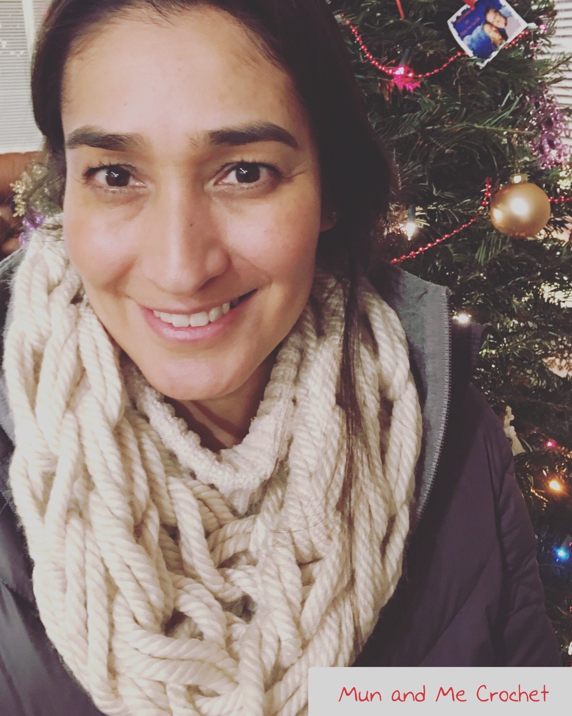 Handgemachte Grobstrick-Schlauchschal Creme-Beige von MunandMe