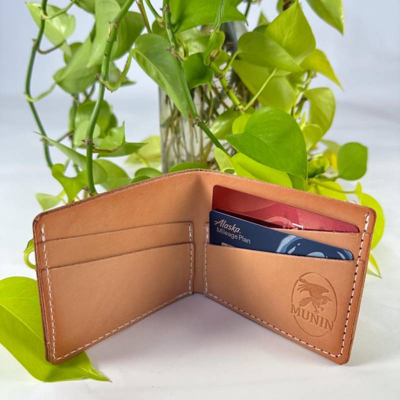 Echt Leder Portemonnaie Mit Fünf Fächern Für Geldscheine von MuninLeatherGoods