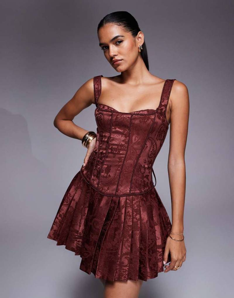 Murci - Strukturiertes Minikleid aus Jacquard-Satin in Schokobraun mit Korsettdetail, eckigem Ausschnitt und Faltenrock-Brown von Murci