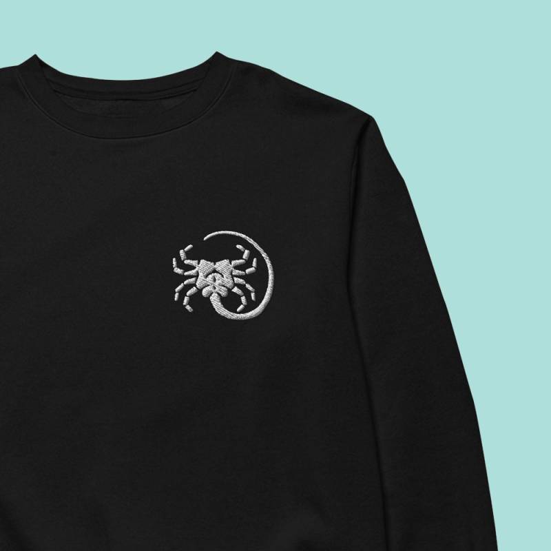 Facehugger Alien Besticktes Sweatshirt von MurderApparel