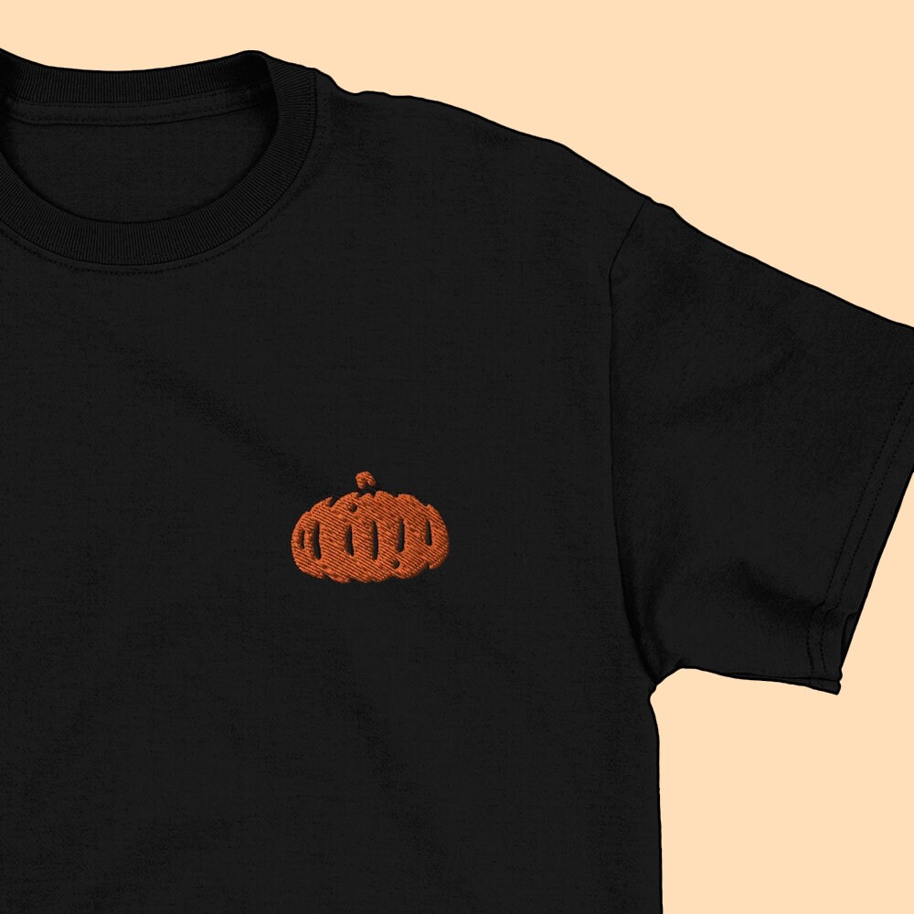 Kürbis Halloween Besticktes T-Shirt von MurderApparel