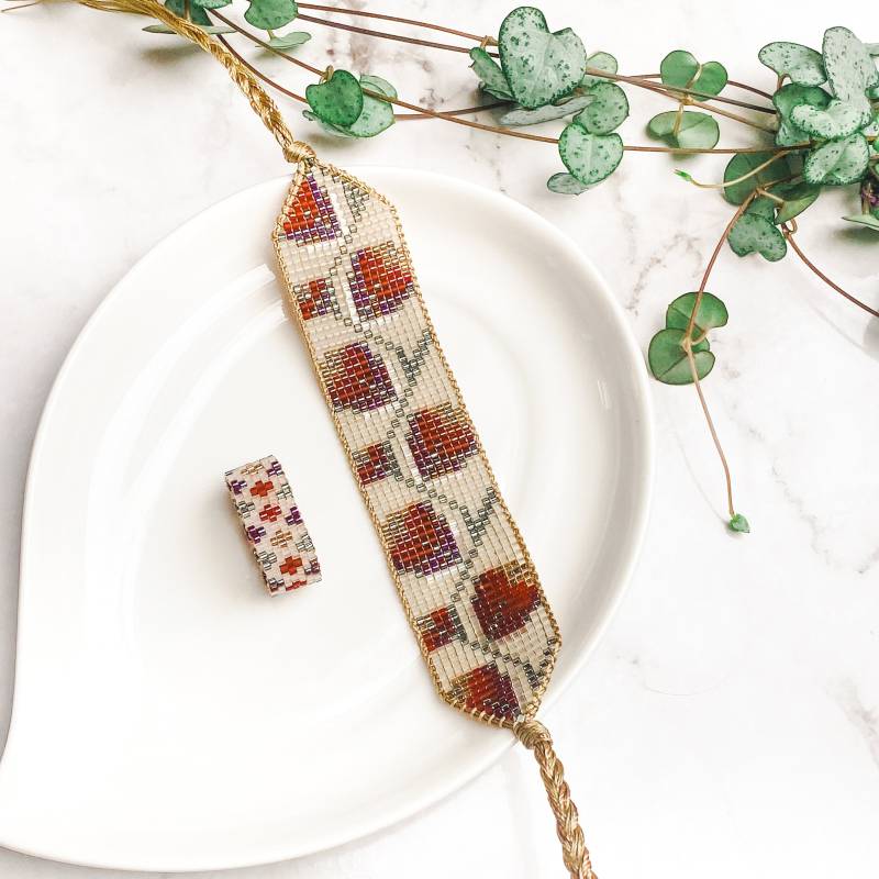 Breites Rosen Armreifen Set - Selbstfürsorge Geschenk Für Sie, Floraler Schmuck Geschenkset Pflanzenliebhaber Einzigartiges Handgefertigtes von MureliBeads