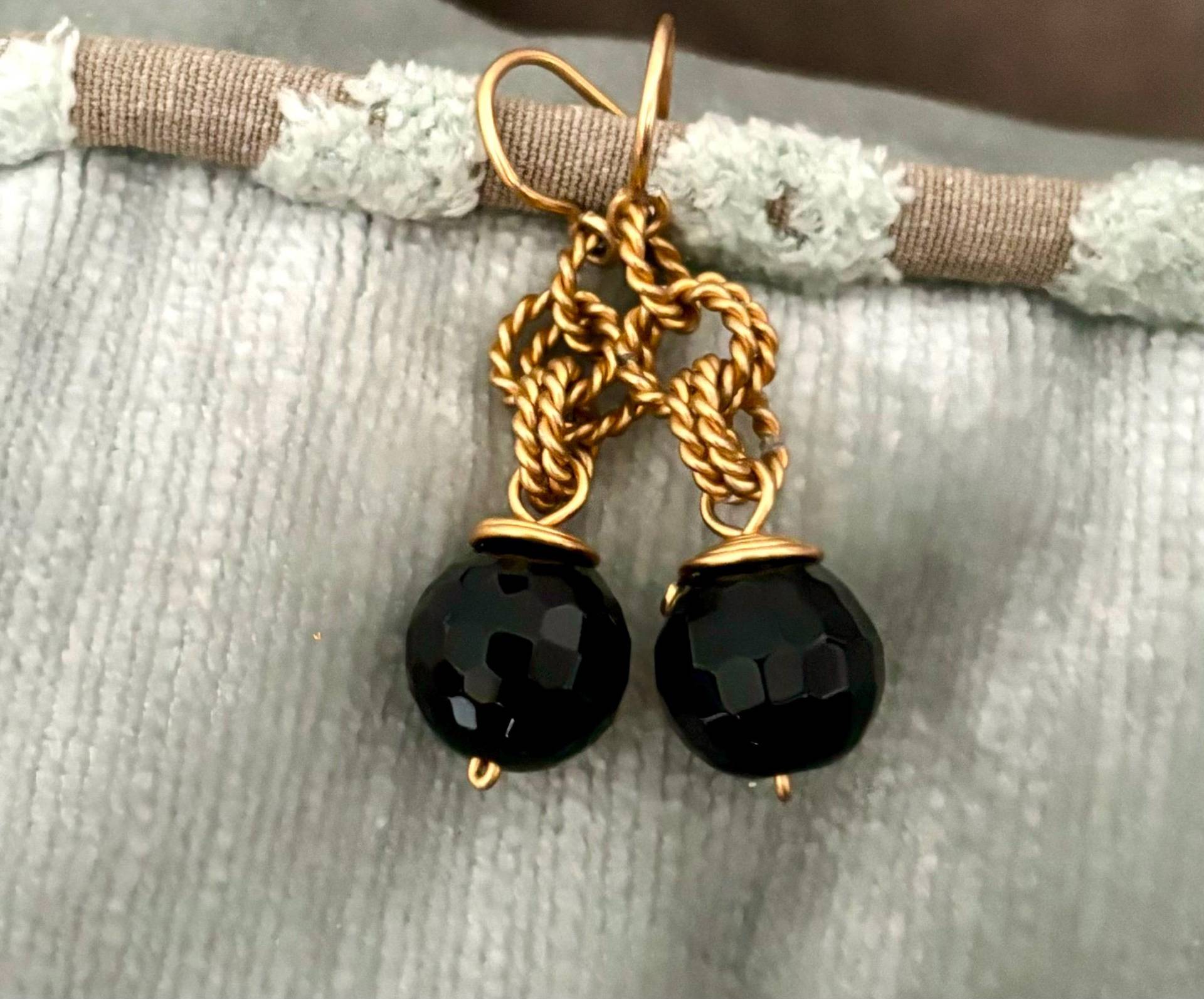 Facettierte Onyx Ohrringe Facettierte Onyx Ohrringe von MurniCo