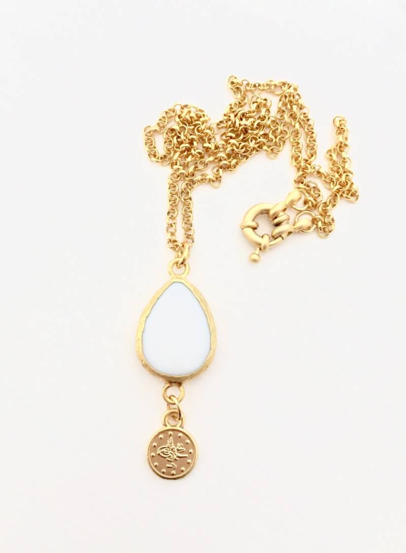 Weisser Jade Tropfen An Zarter 24K Vergoldeter Kette Weisser Jade Tropfen An Zarter 24K Vergoldeter Kette von MurniCo