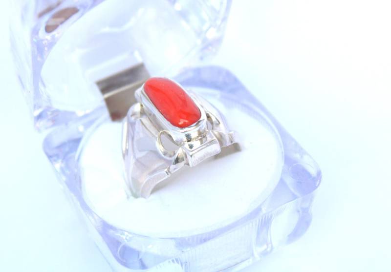 Marjan Ring Mit Echter Koralle in Sterling Silber 925 von Murtazagems